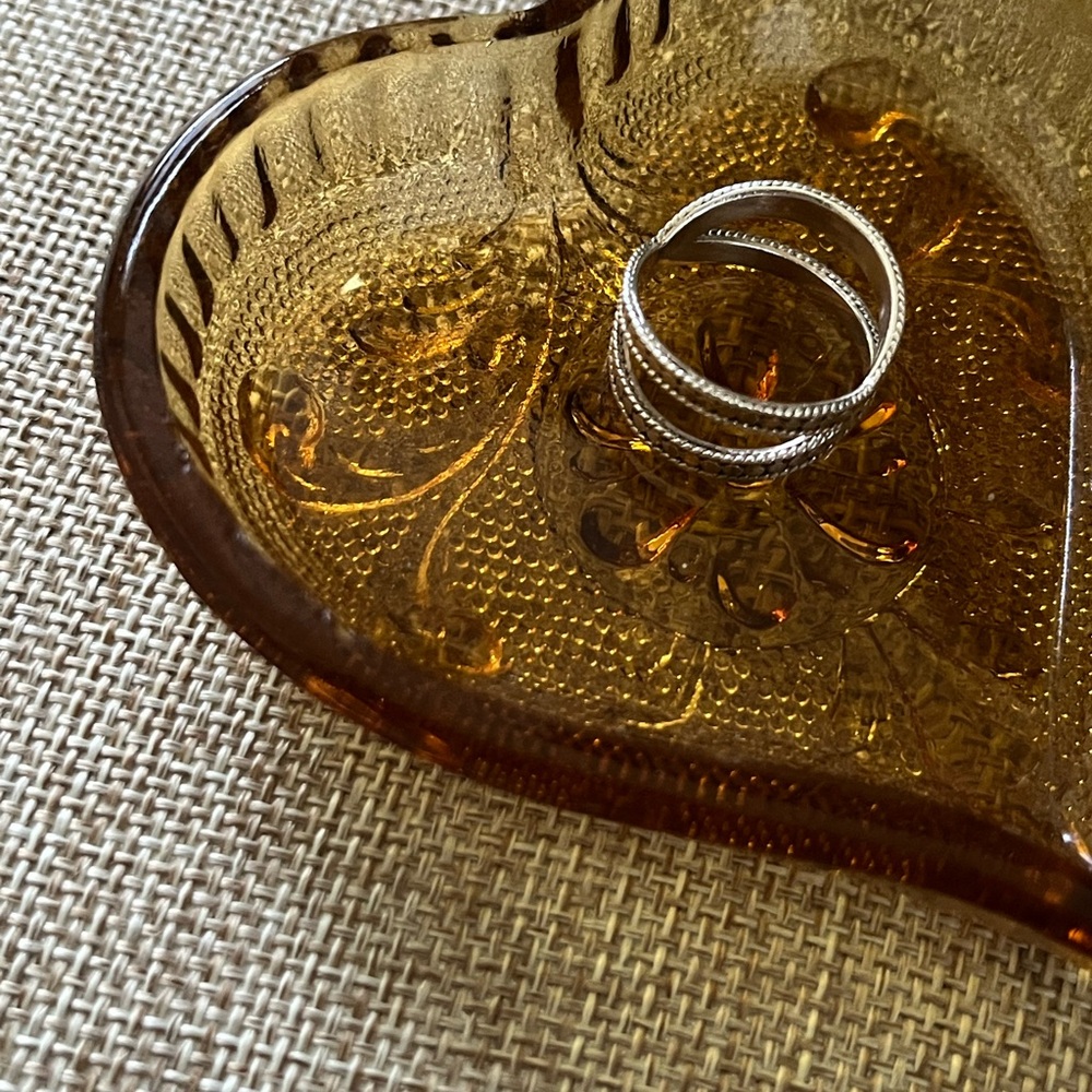 Anna Beck Two-Tone Pavé Ring Set in Gold & Silver - Picture 11 of 13